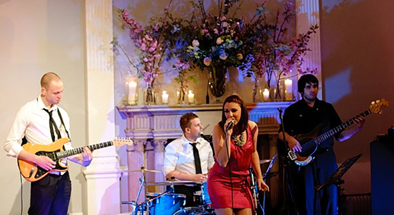 Red Hot Superb Function Band For Hire