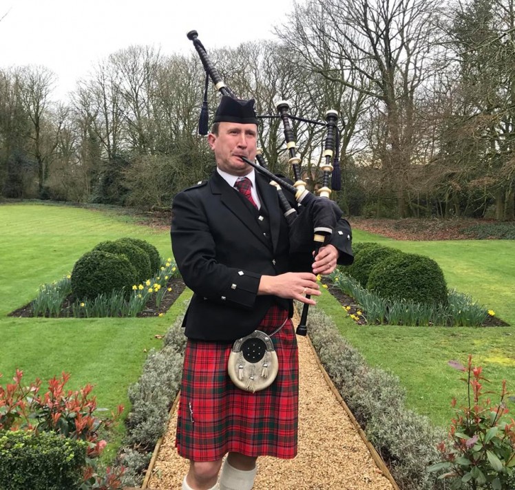 caledonian-bagpipes 2