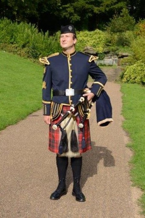 caledonian-bagpipes 10