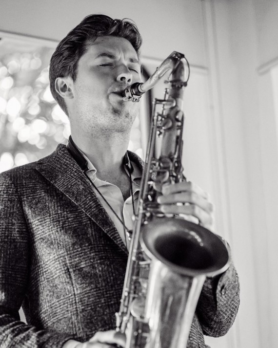 nick-on-sax 4