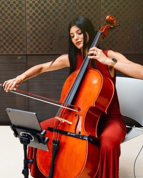 cellist-janie 11