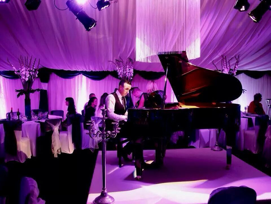 James B Perfect Pianist For Drinks Receptions