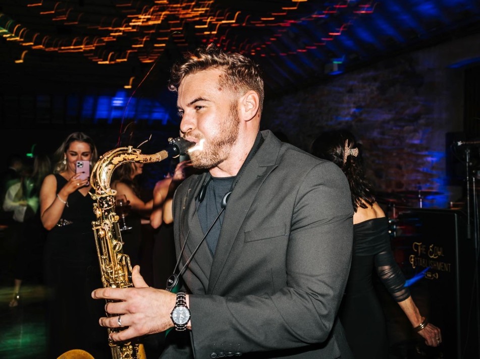 four-five-sax 4