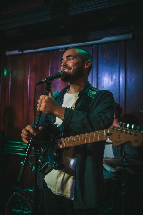 Archie Lewis | Captivating Solo Acoustic Performer | Entertainment Nation