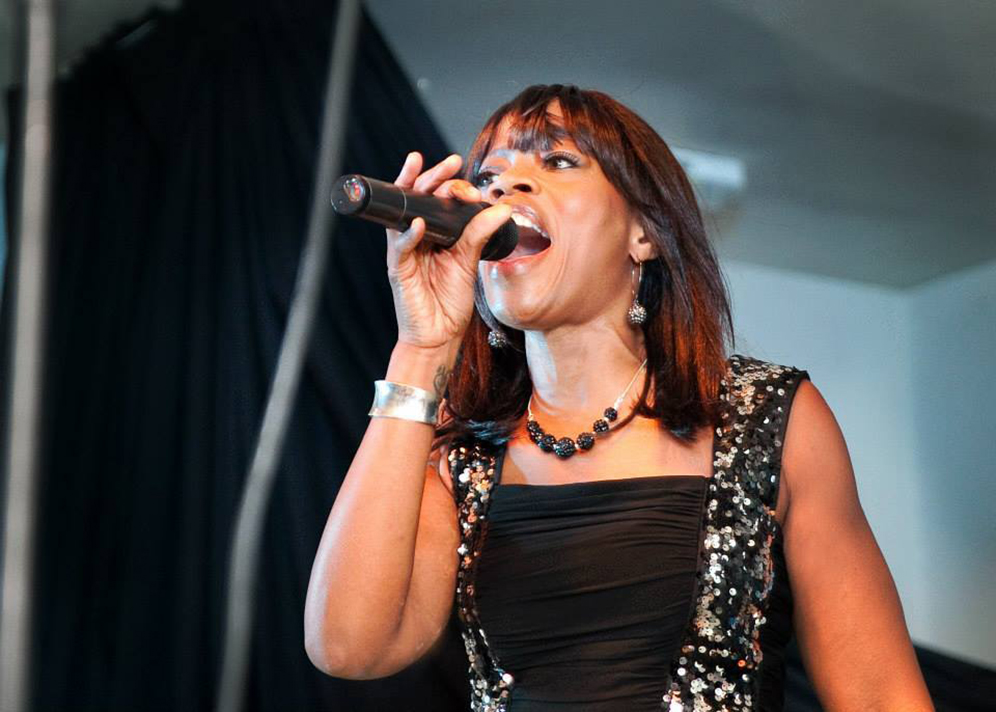 Uptown Motion Live Singer Function Band For Hire