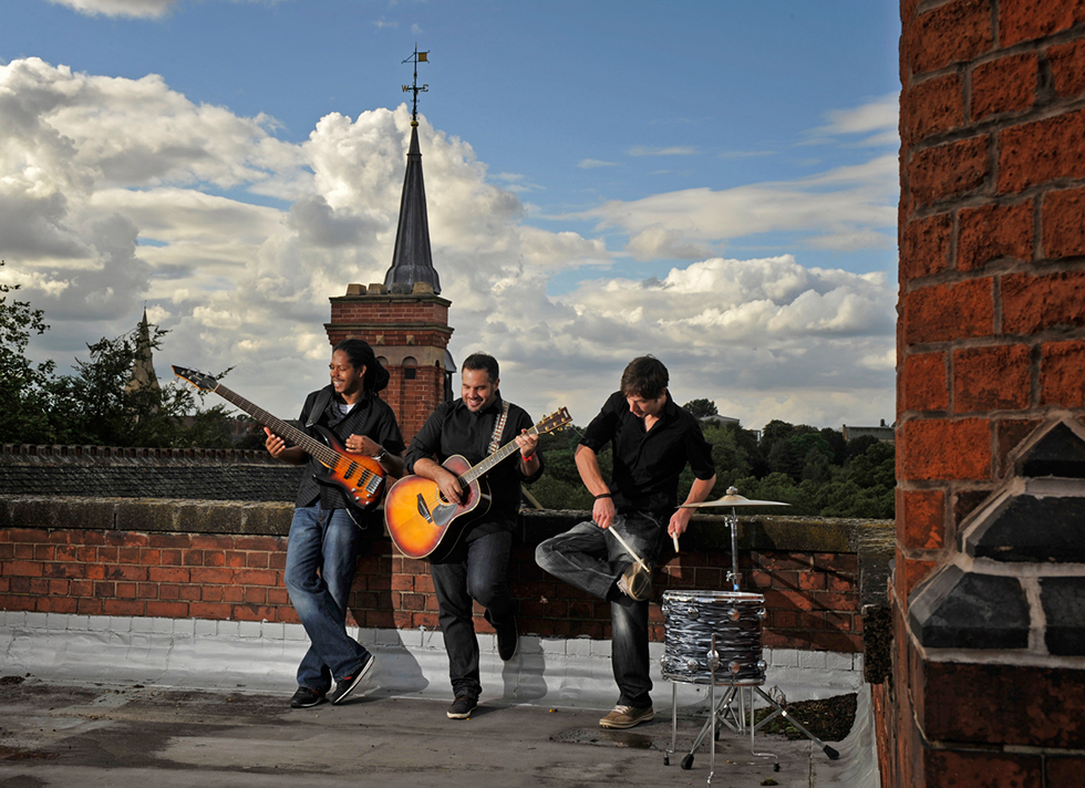 White Rabbit East Midlands Party Band For Hire