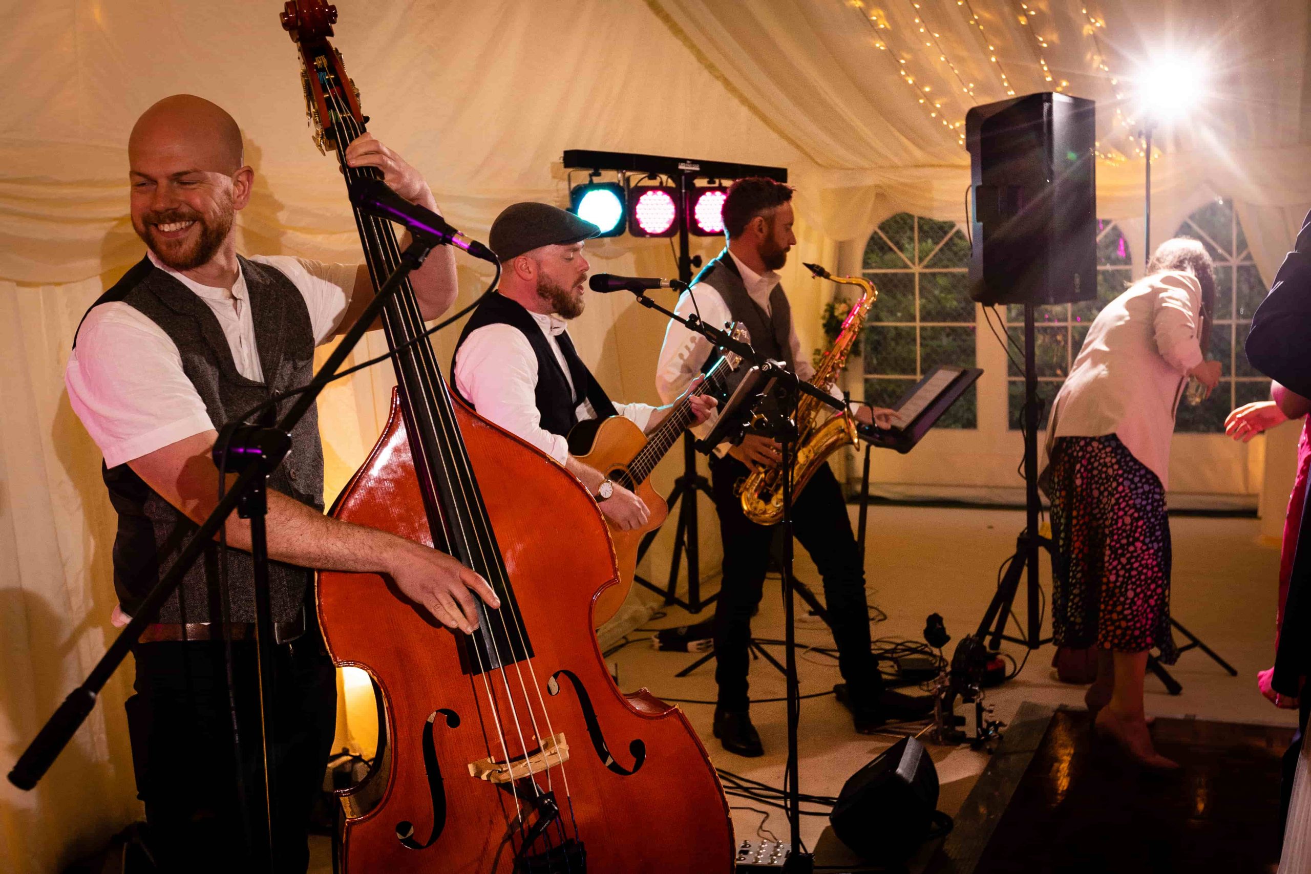 Folk wedding band The Wildermen performing